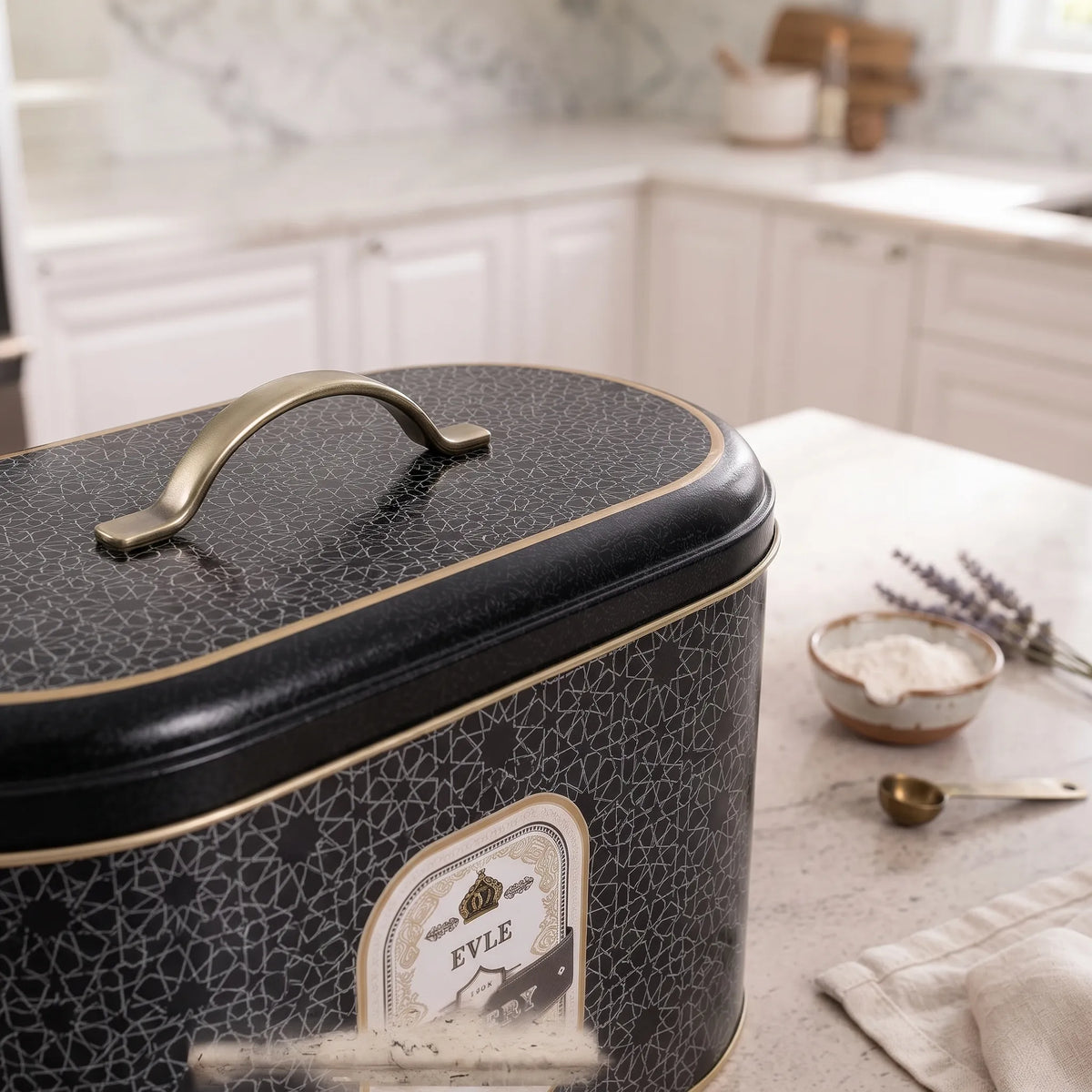Maria Roma Trellis Bakery Metal Bread Box, 10.4 L
